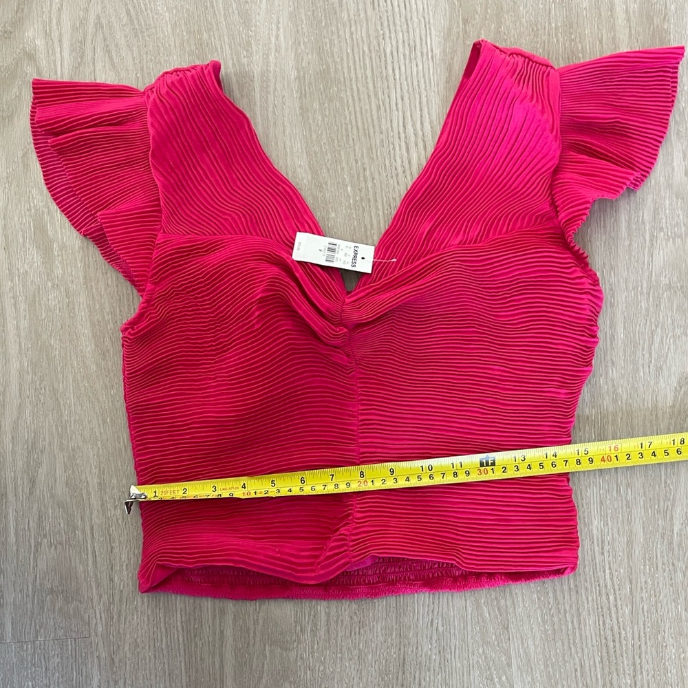 Express Fuchsia Ribbed Crop Top - Picture 7 of 8